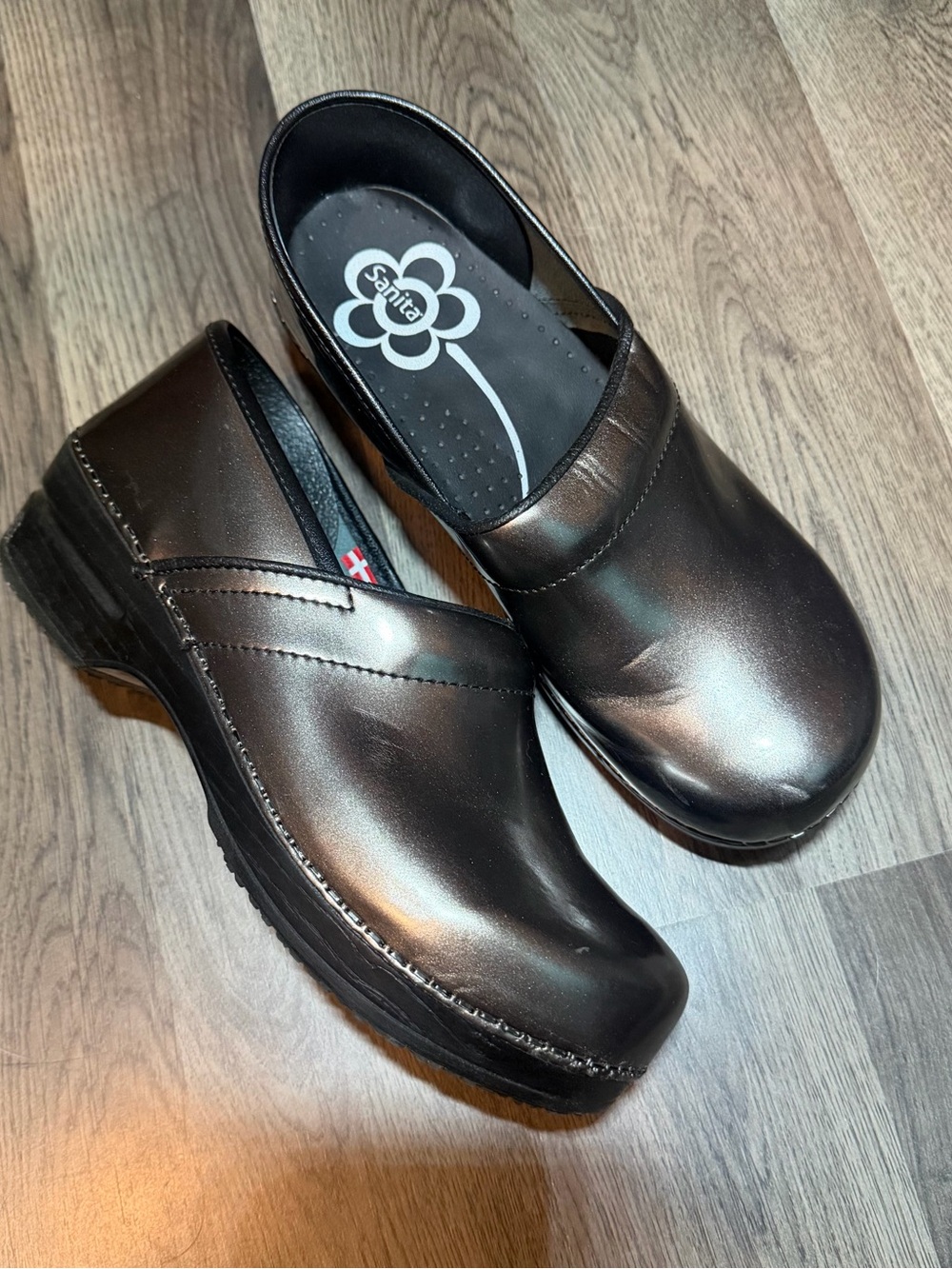 Sanita women's Black metallic Leather Clog - Slip-On Comfort Eur 40